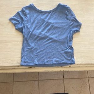 cropped blue tee